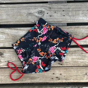 shorty pabilo sakura black