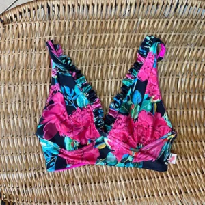 Peto trendy negro Mix