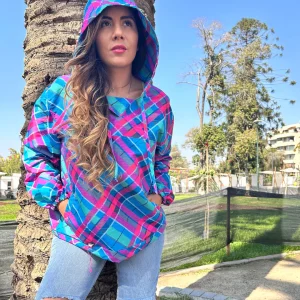 cortaviento estilo hoodie Camille cuadrille